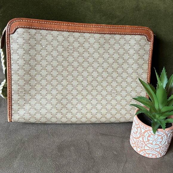 Celine Macadam Beige Cosmetic Pouch - Picture 4 of 10